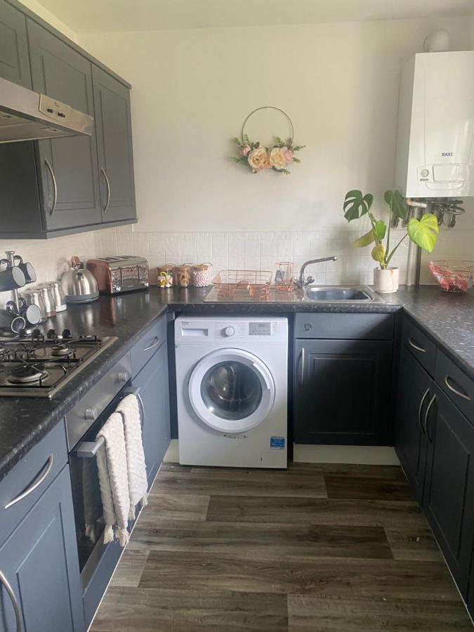 Inverness City Apartments - Modern & Bright Apartment Close To Raigmore Hospital & Shops Inshes Dış mekan fotoğraf