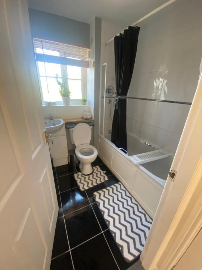 Inverness City Apartments - Modern & Bright Apartment Close To Raigmore Hospital & Shops Inshes Dış mekan fotoğraf