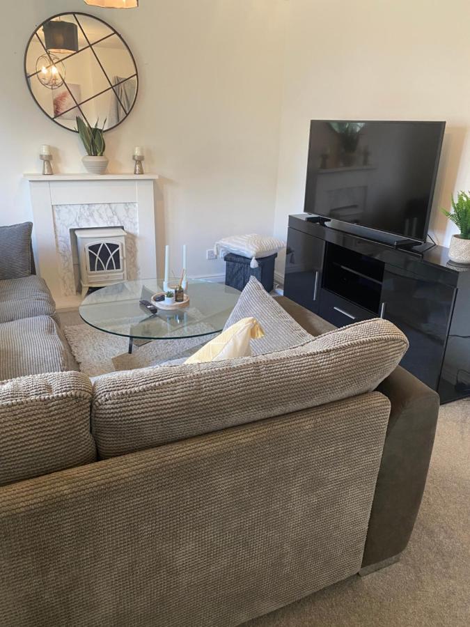Inverness City Apartments - Modern & Bright Apartment Close To Raigmore Hospital & Shops Inshes Dış mekan fotoğraf