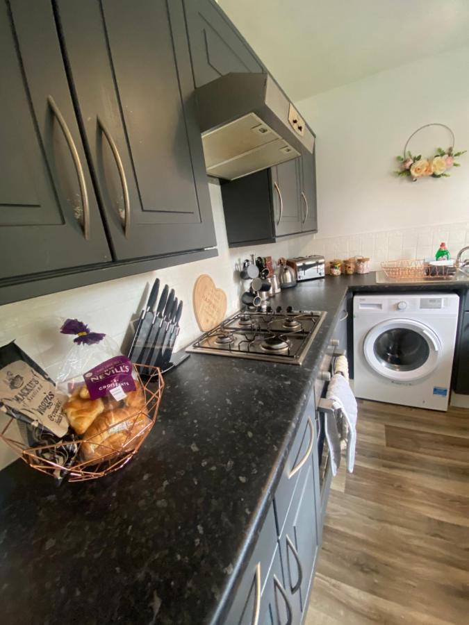 Inverness City Apartments - Modern & Bright Apartment Close To Raigmore Hospital & Shops Inshes Dış mekan fotoğraf