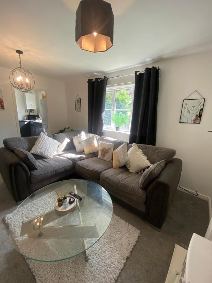 Inverness City Apartments - Modern & Bright Apartment Close To Raigmore Hospital & Shops Inshes Dış mekan fotoğraf